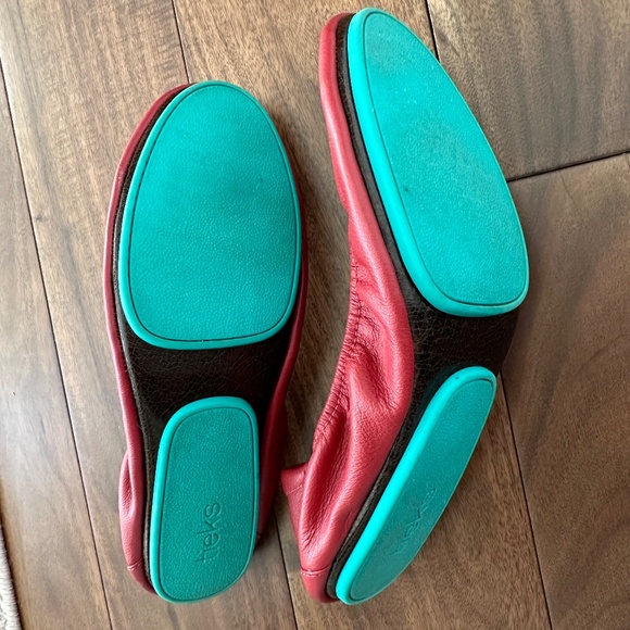 Cardinal Red Tieks Ballet Flats Size 9 - Picture 2 of 3